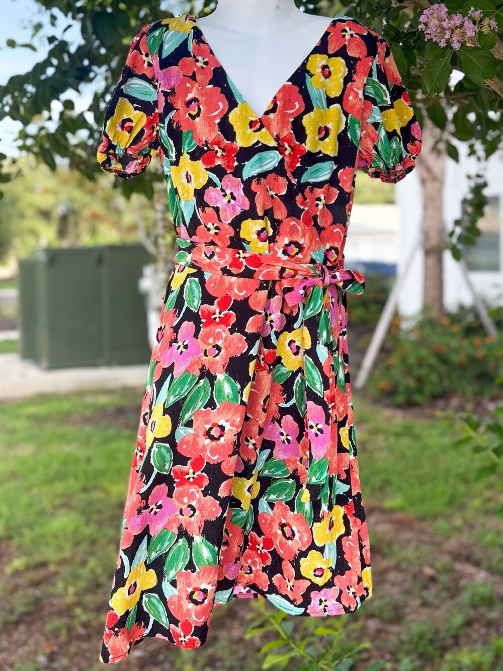 GB Girls Bright Floral Faux Wrap Tie Waist Dress Size M Puff Sleeve Rayon